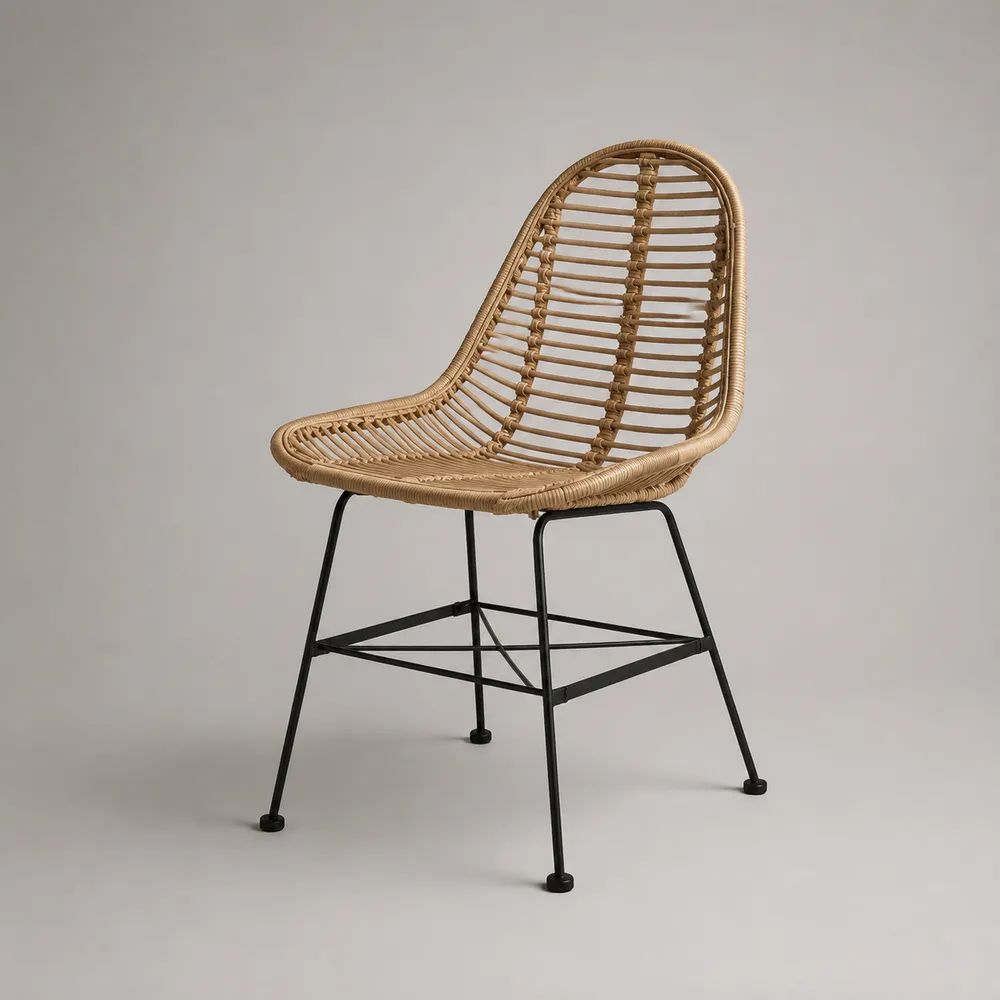 Chaise de salle à manger en rotin naturel et acier noir avec dossier arrondi, 48 × 56 × 85 cm